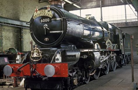 Great Western Railway steam locomotive 'King George V' 4.